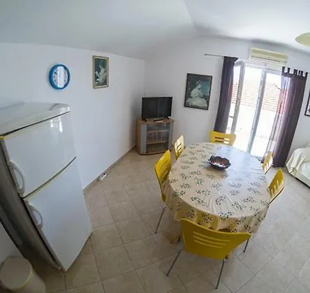 Apartman Moric Murter