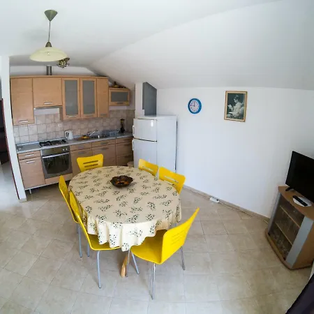 Apartman Moric * Murter