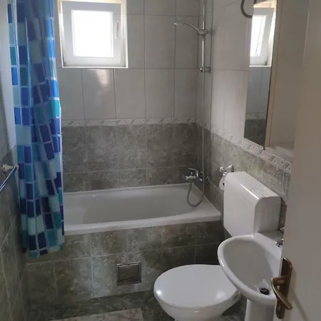 Apartment Apartman Moric *